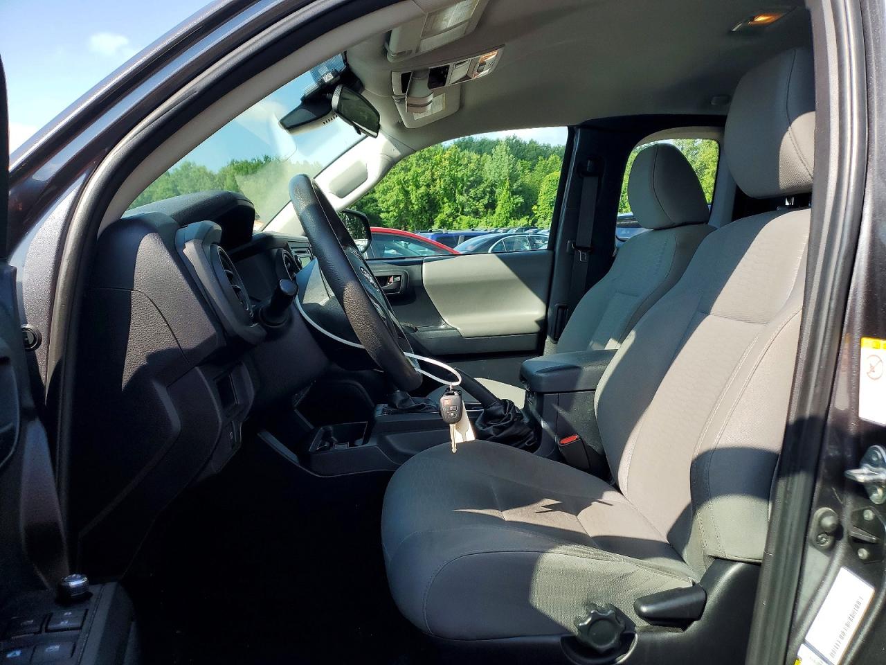 2018 TOYOTA TACOMA SR