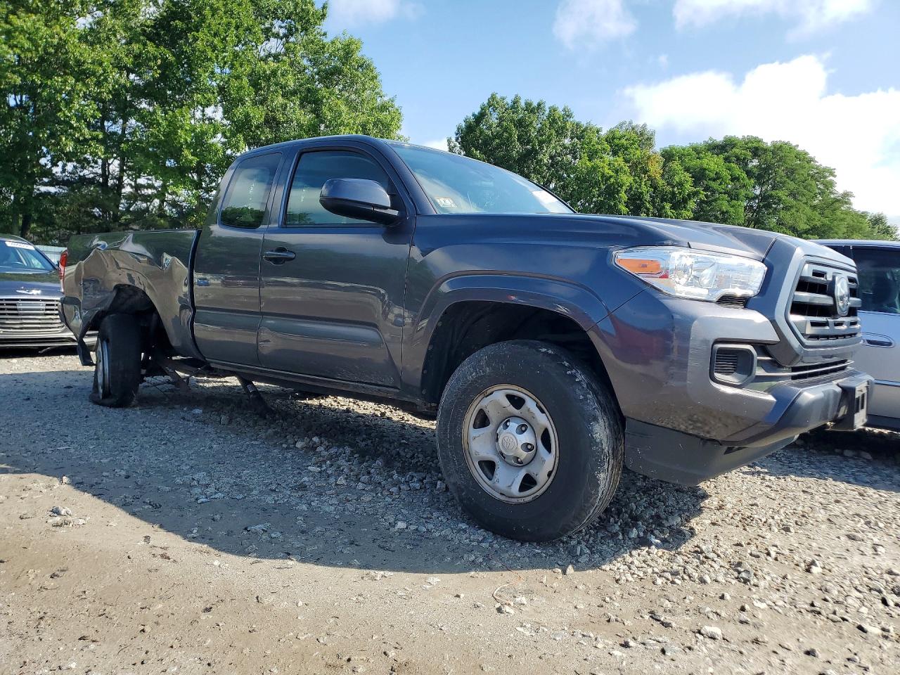 2018 TOYOTA TACOMA SR