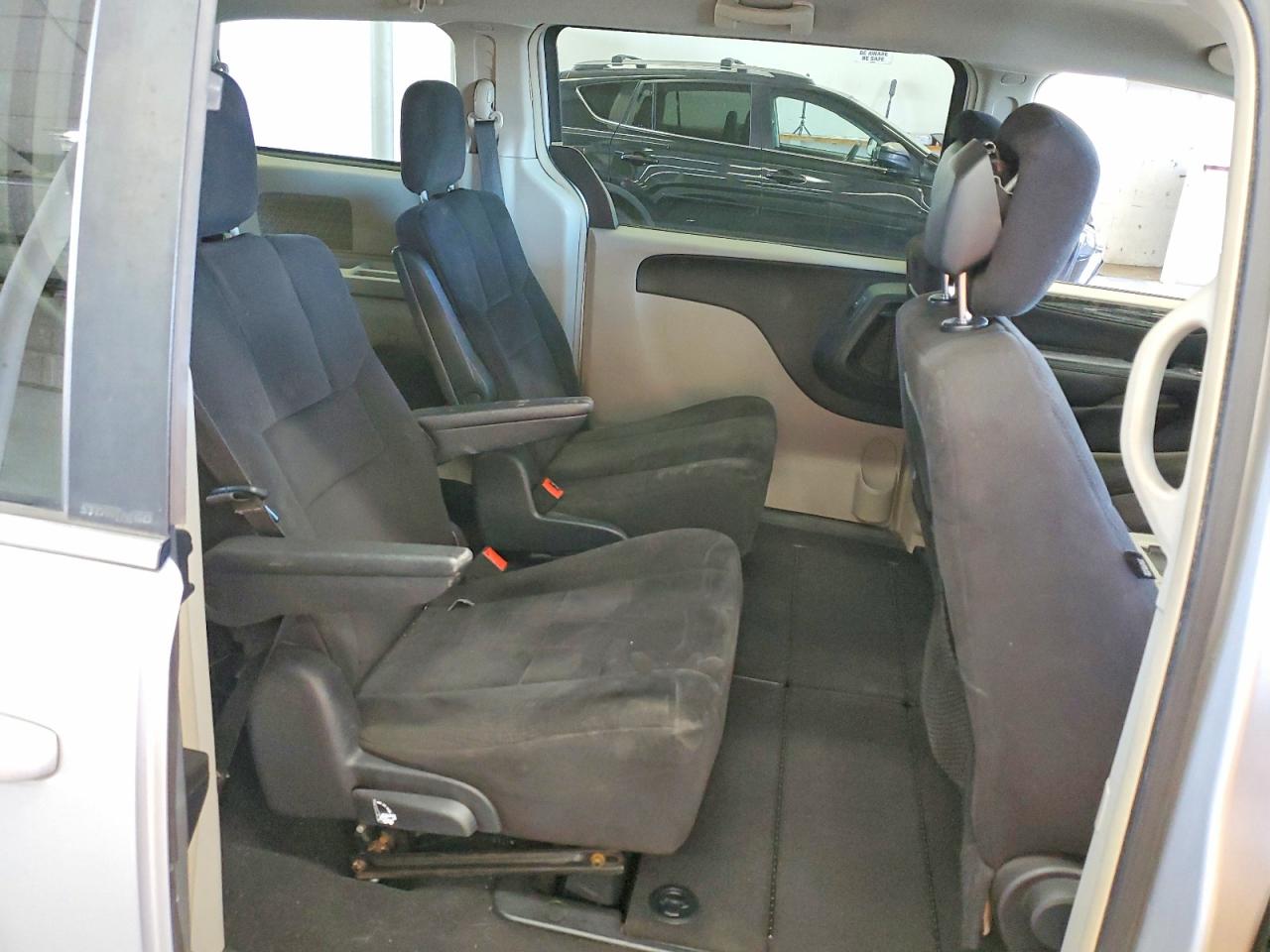 2011 DODGE CARAVAN