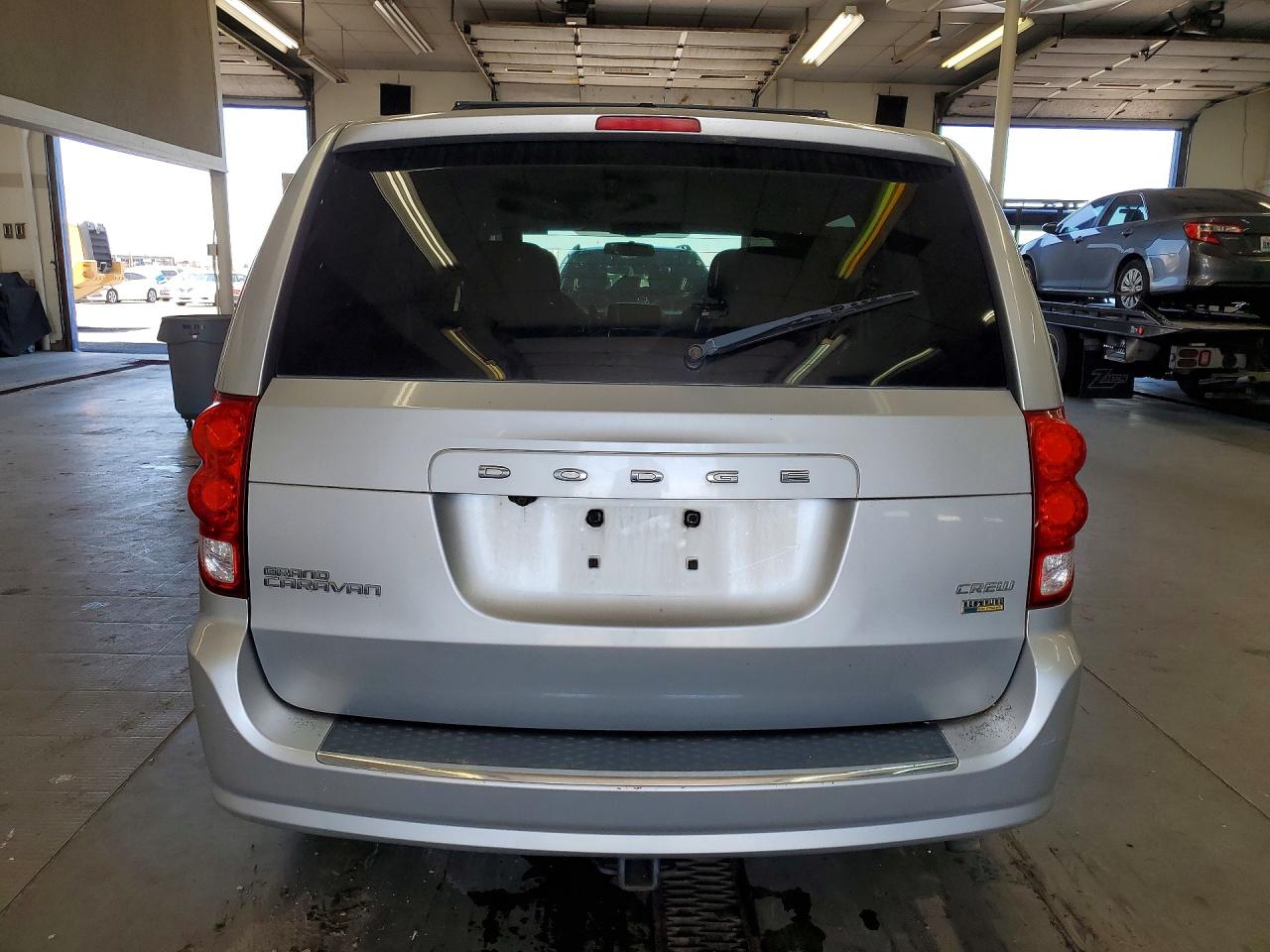 2011 DODGE CARAVAN