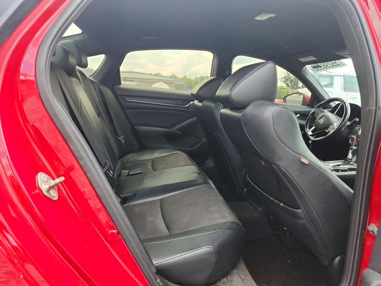 2018 HONDA ACCORD