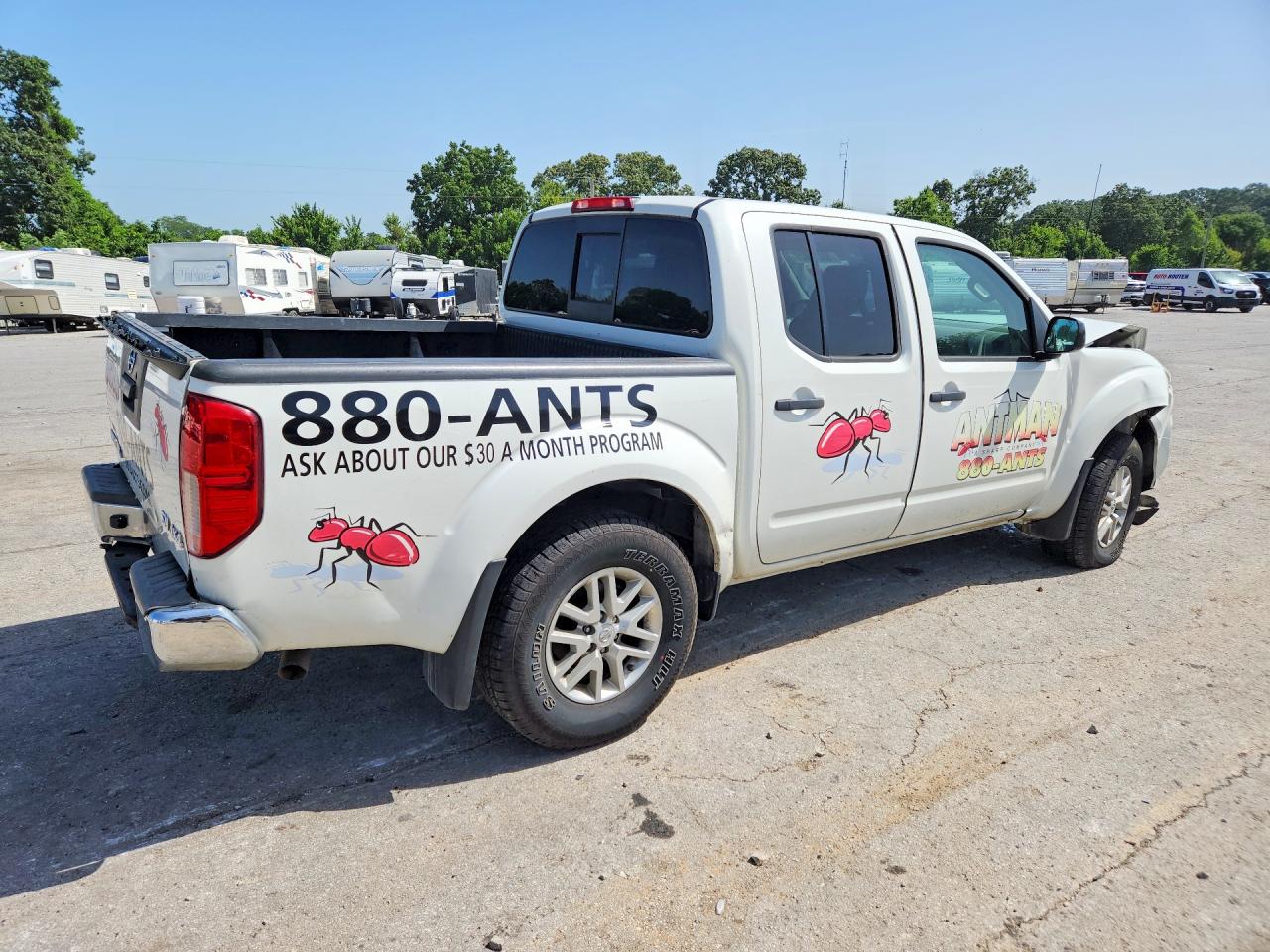 2019 NISSAN FRONTIER