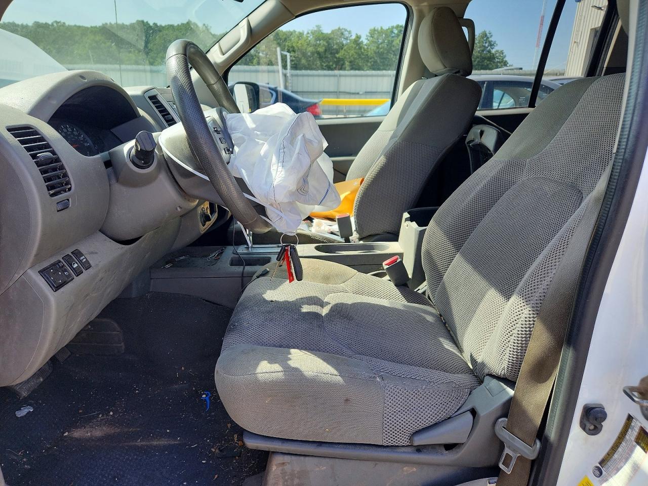 2019 NISSAN FRONTIER