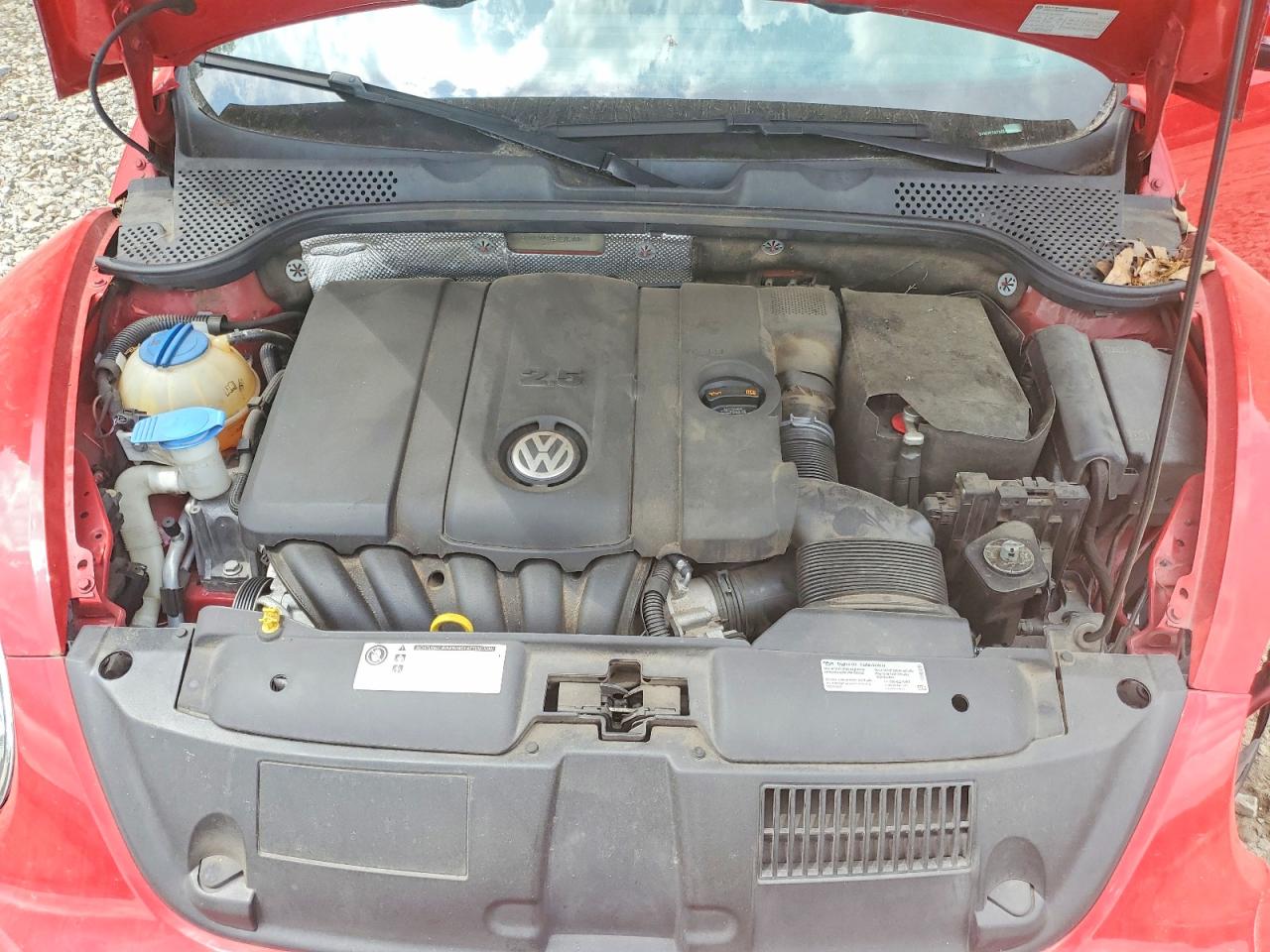 2014 VOLKSWAGEN BEETLE