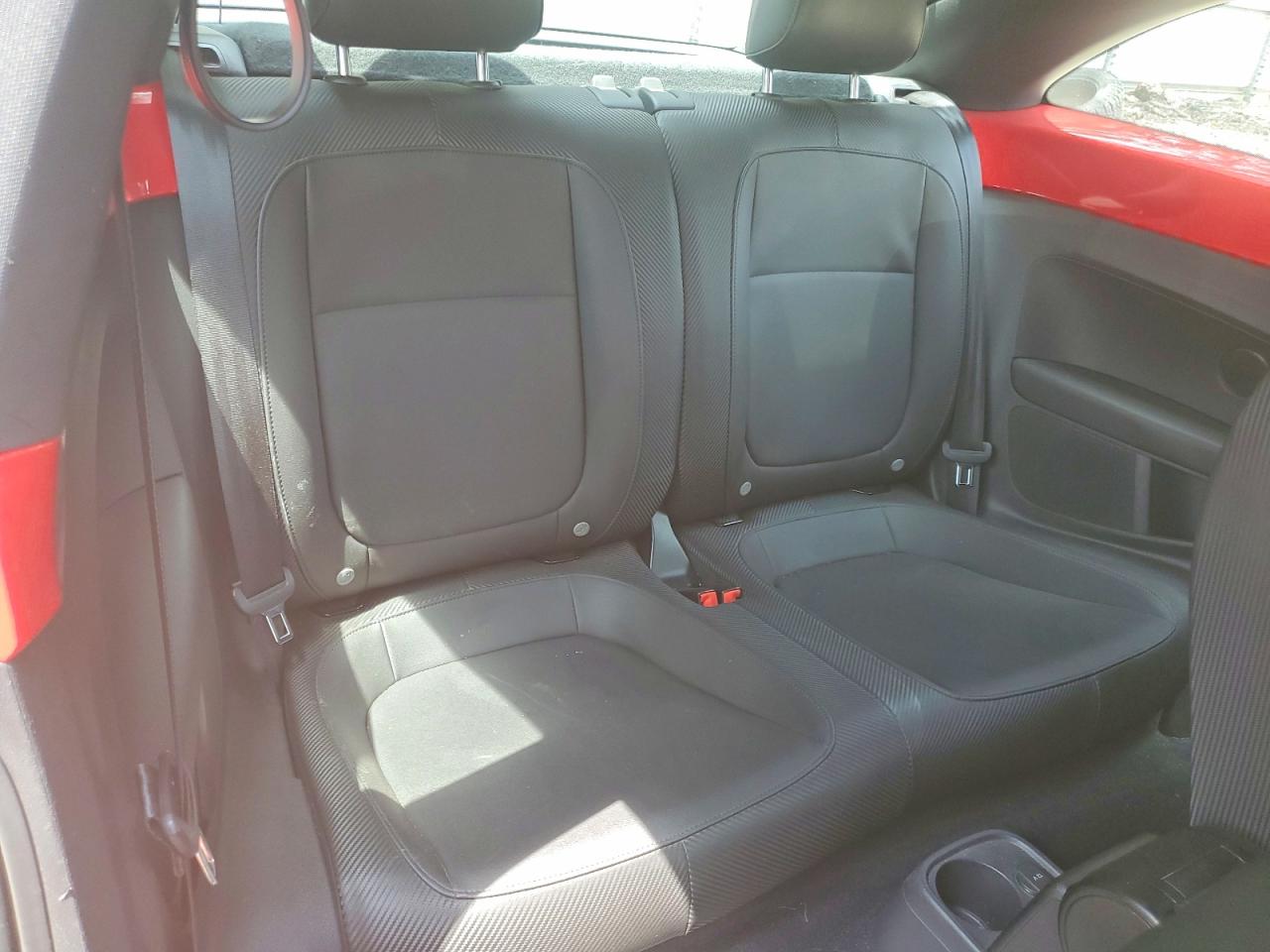2014 VOLKSWAGEN BEETLE
