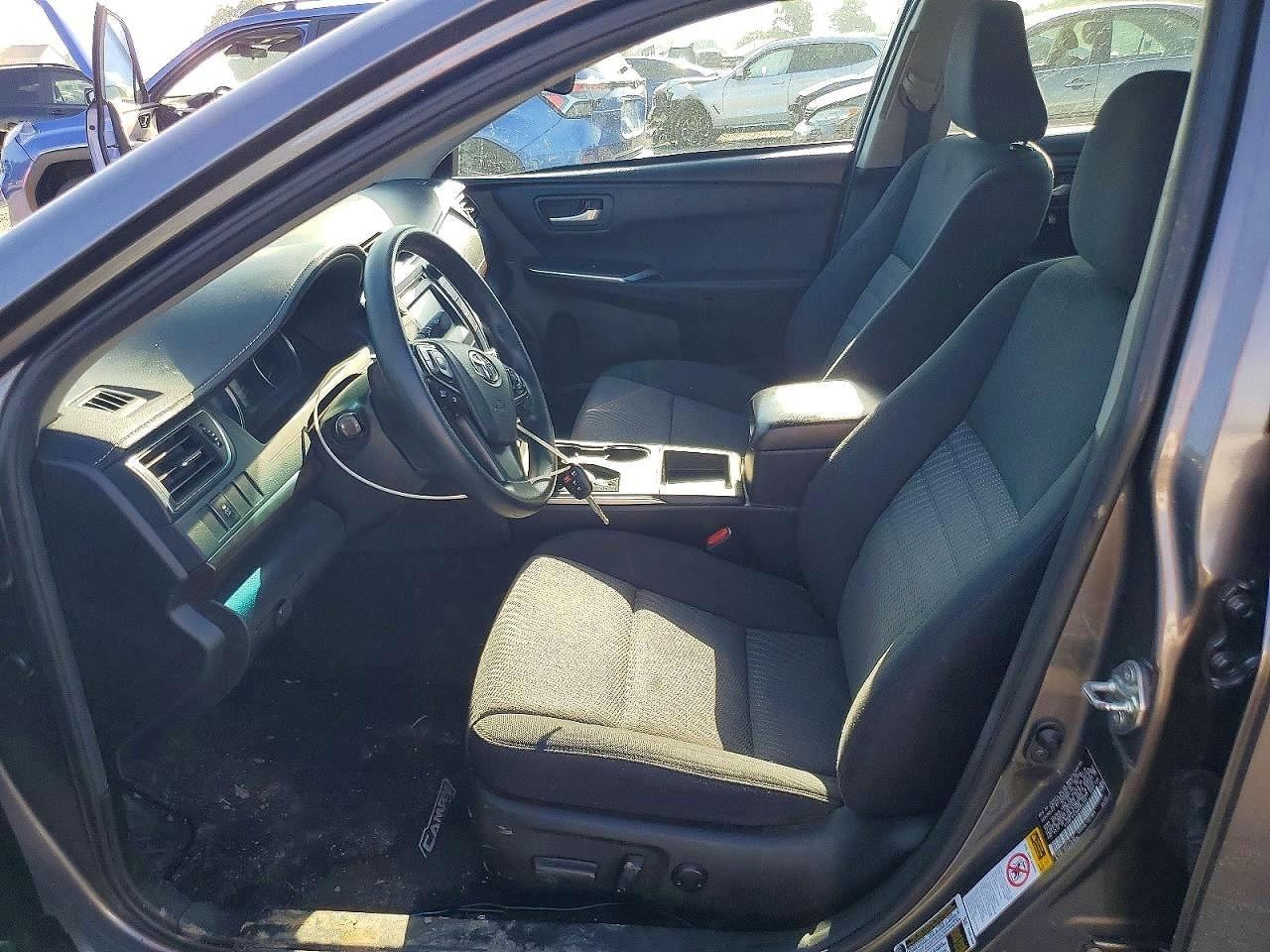 2016 TOYOTA CAMRY