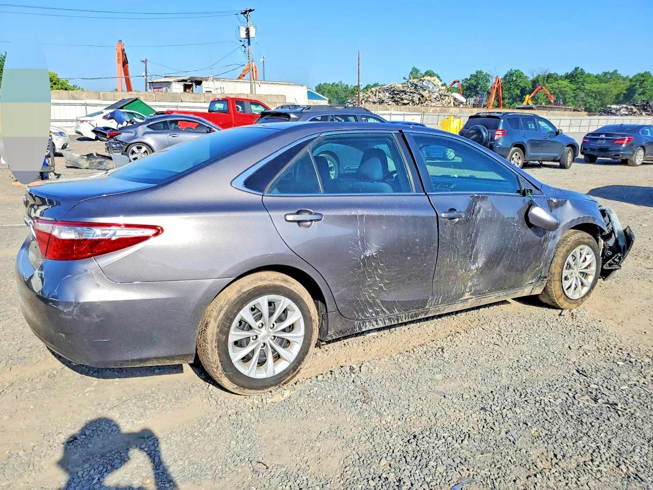 2016 TOYOTA CAMRY