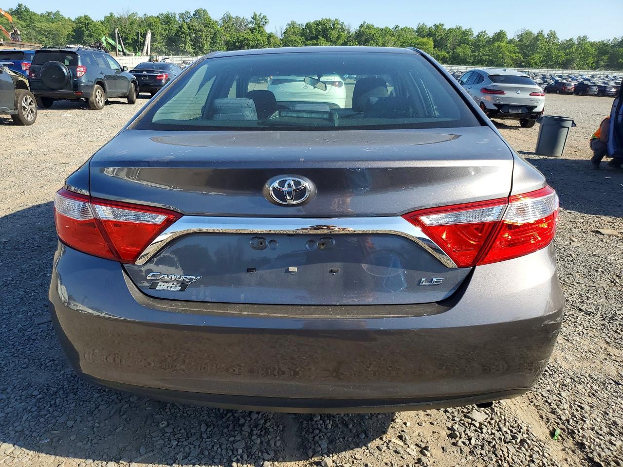 2016 TOYOTA CAMRY