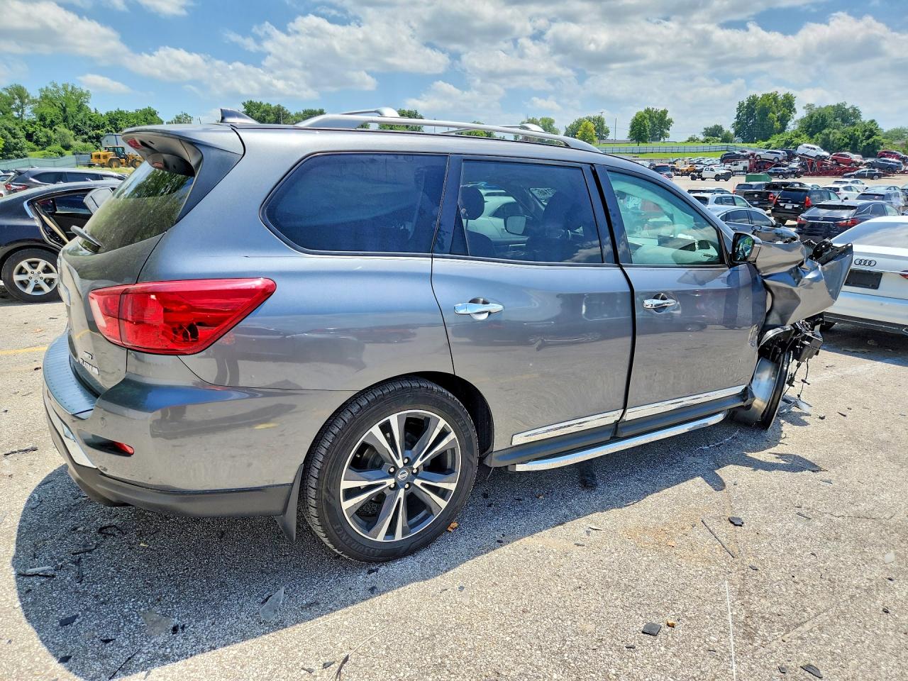 2020 NISSAN PATHFINDER