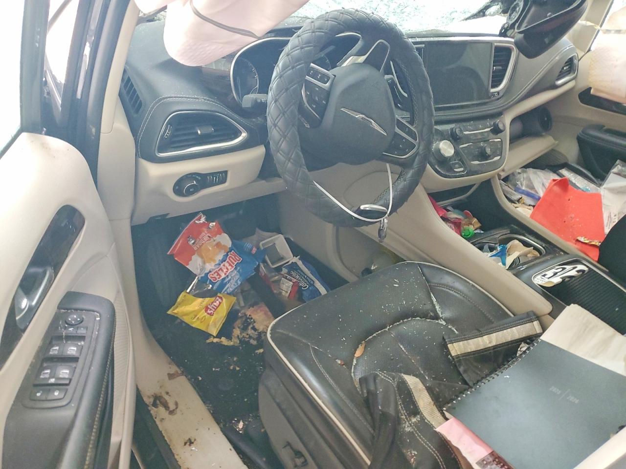 2023 CHRYSLER PACIFICA