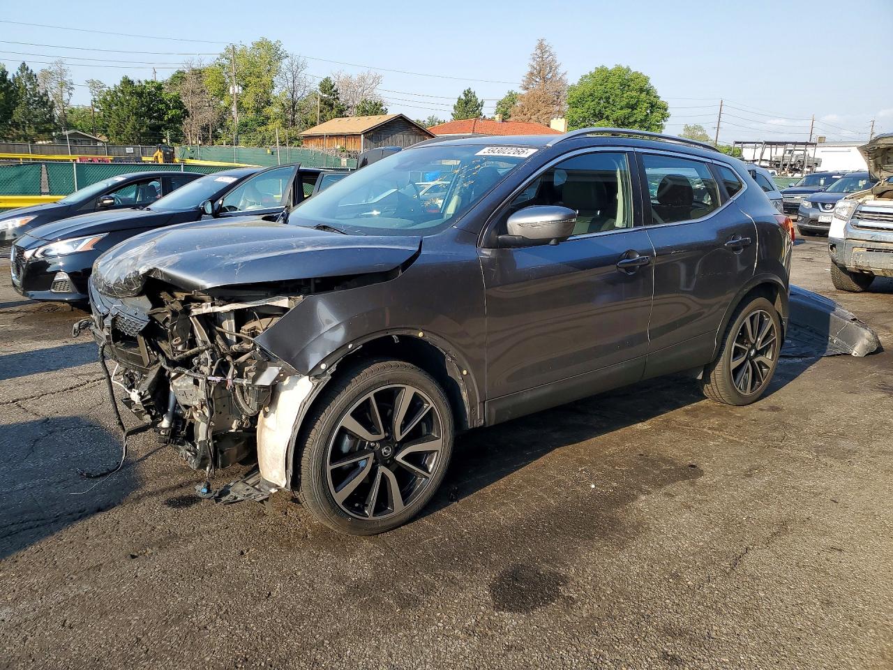2017 NISSAN ROGUE