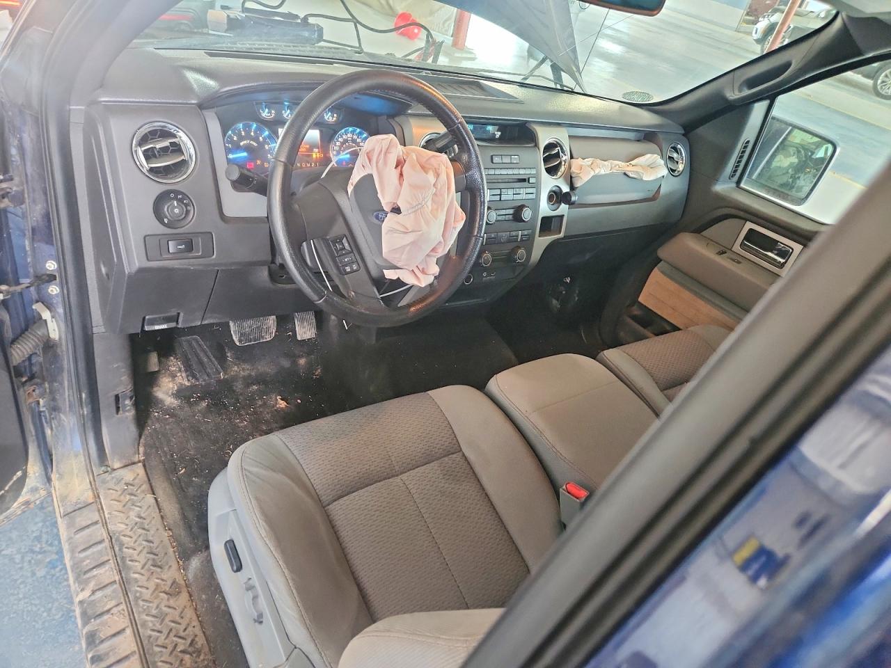 2011 FORD F150