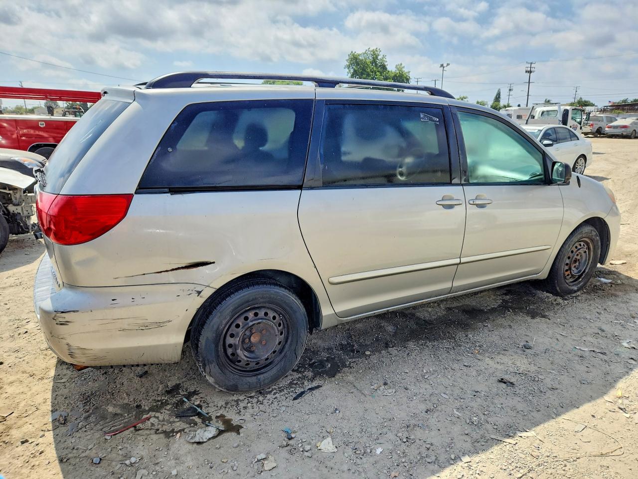 2008 TOYOTA SIENNA