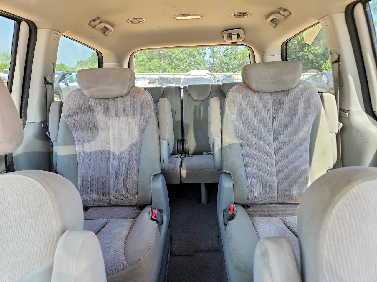 2009 KIA SEDONA