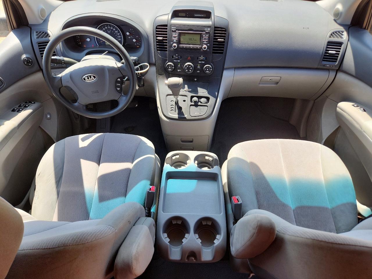 2009 KIA SEDONA