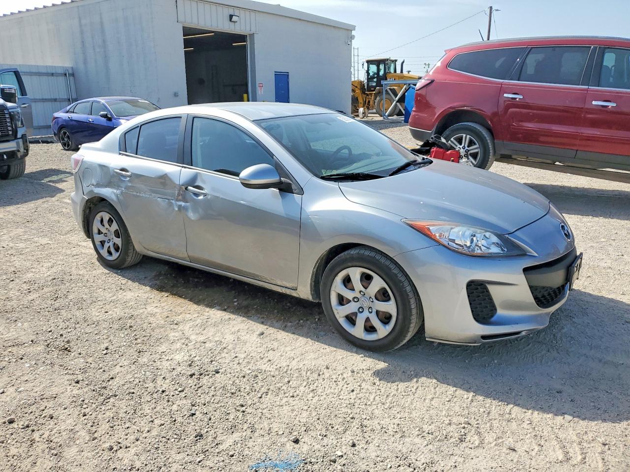 2012 MAZDA 3
