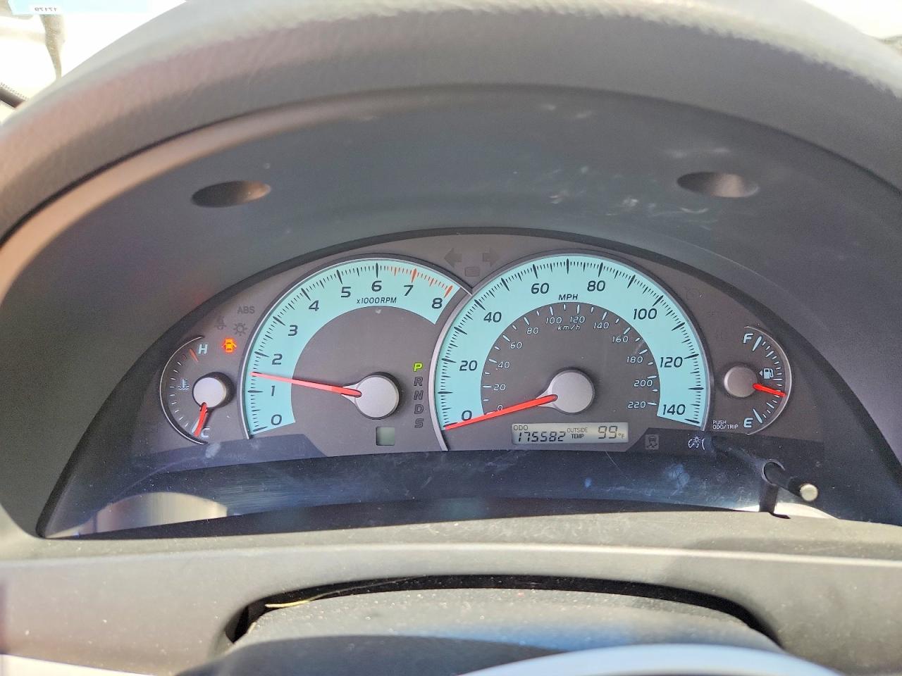 2011 TOYOTA CAMRY