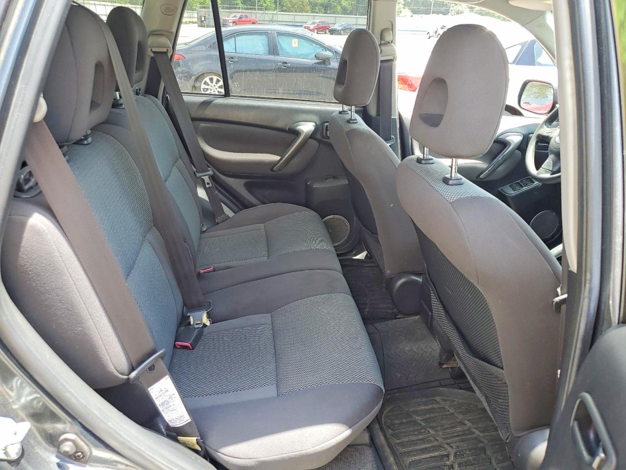2005 TOYOTA RAV4