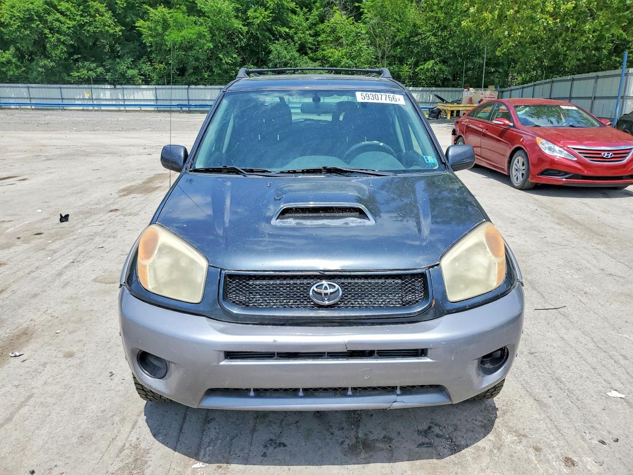 2005 TOYOTA RAV4