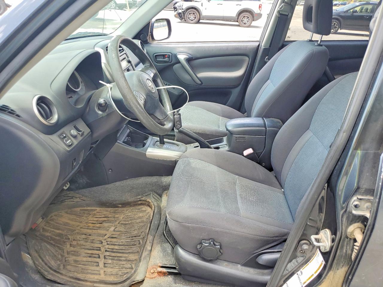 2005 TOYOTA RAV4