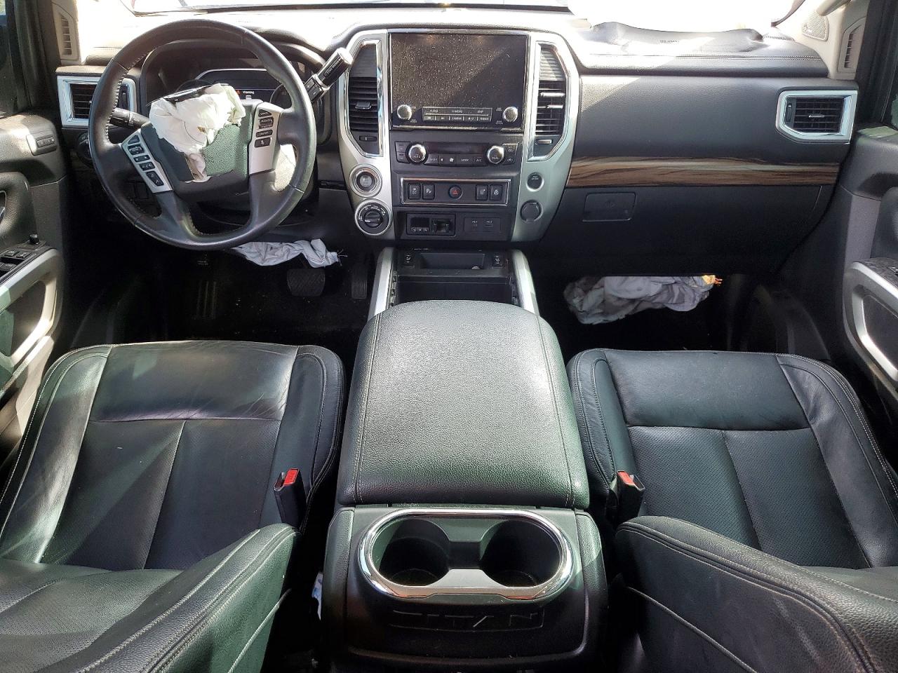 2021 NISSAN TITAN
