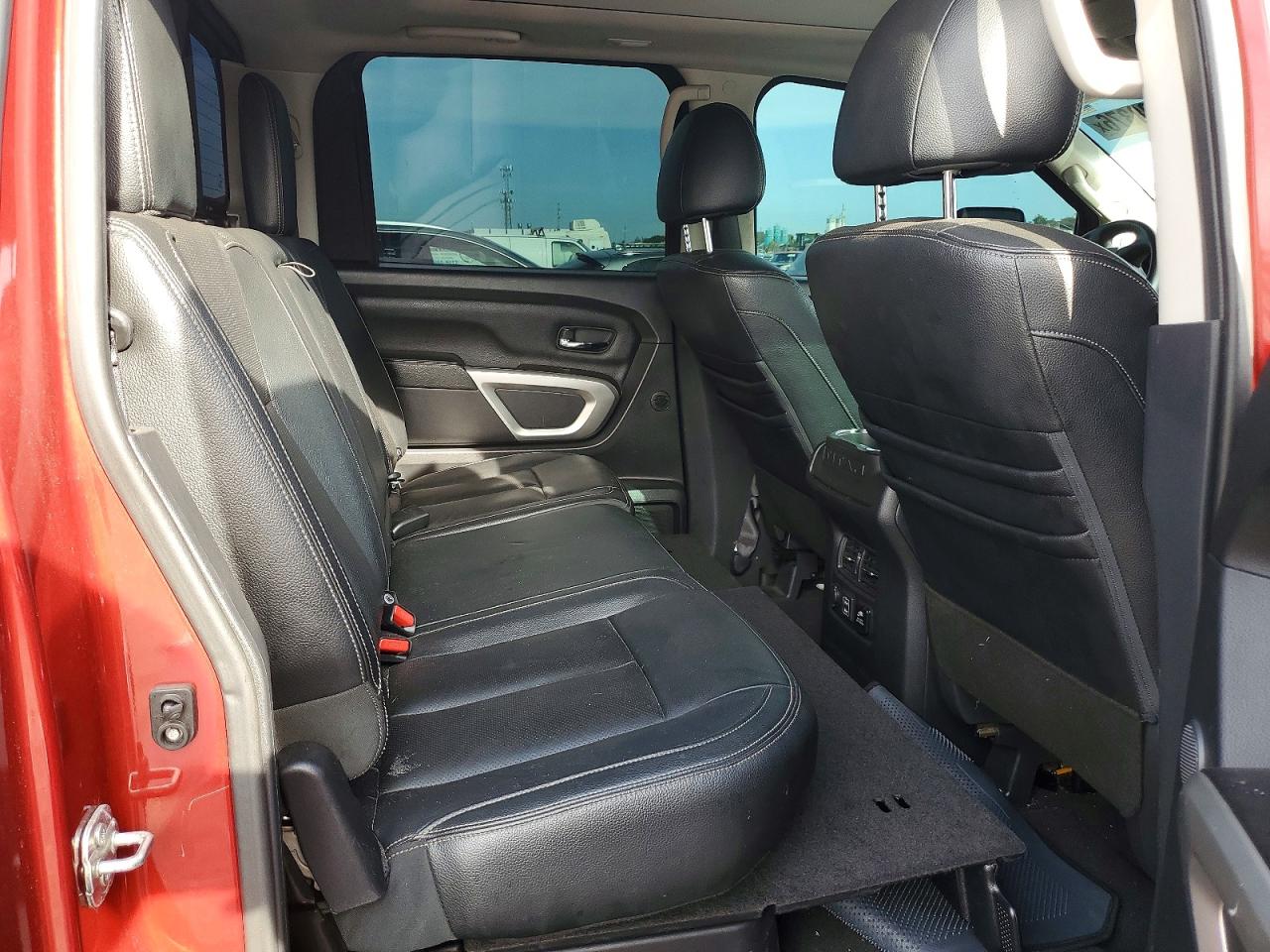 2021 NISSAN TITAN