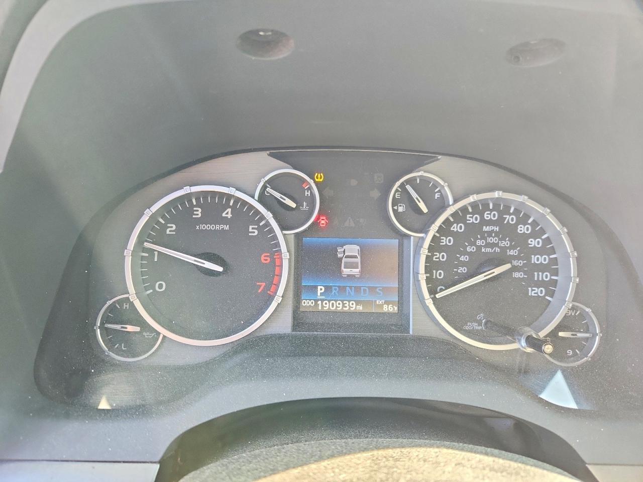 2016 TOYOTA TUNDRA