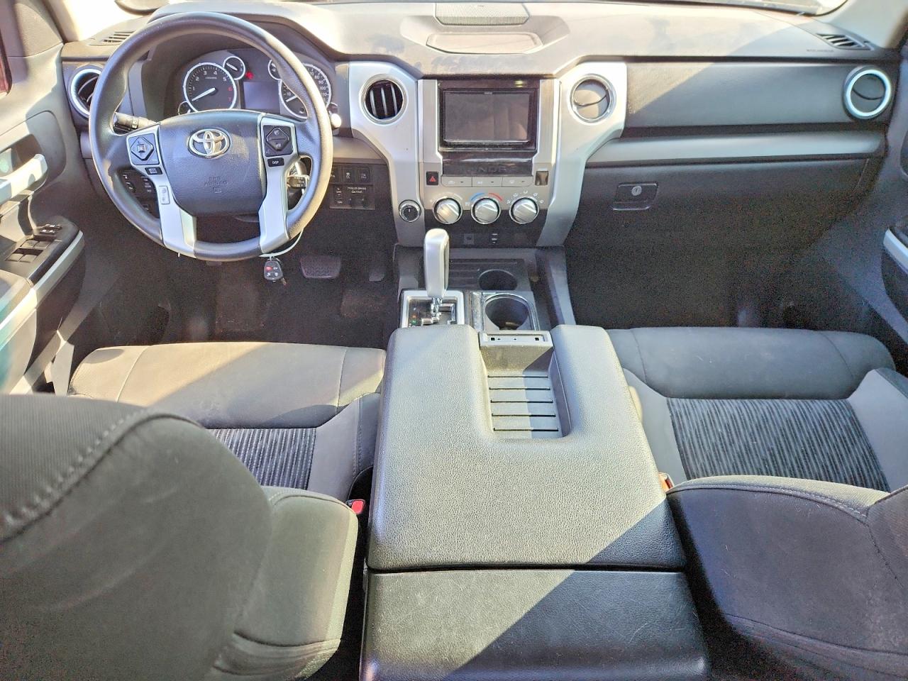 2016 TOYOTA TUNDRA