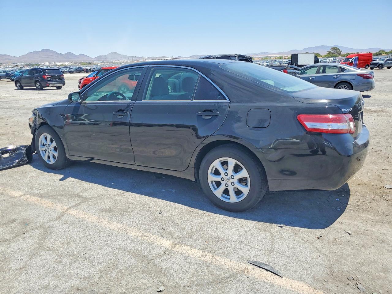 2011 TOYOTA CAMRY