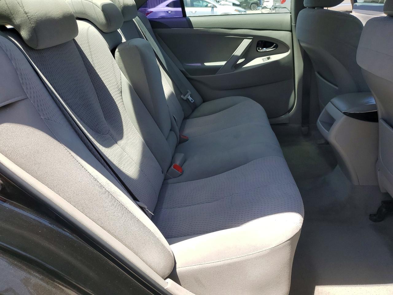2011 TOYOTA CAMRY