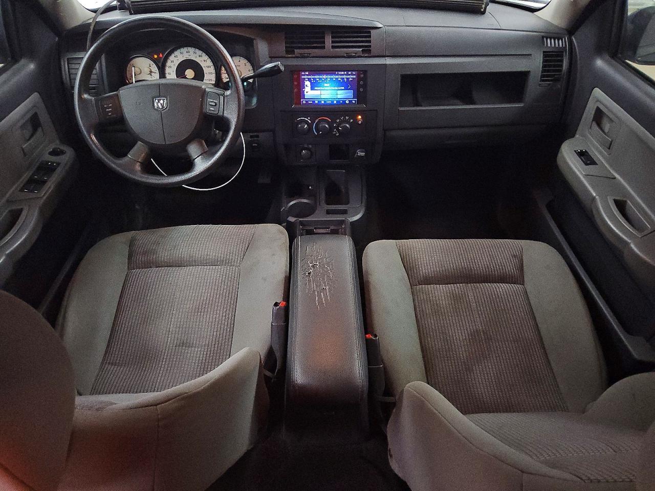 2010 DODGE DAKOTA