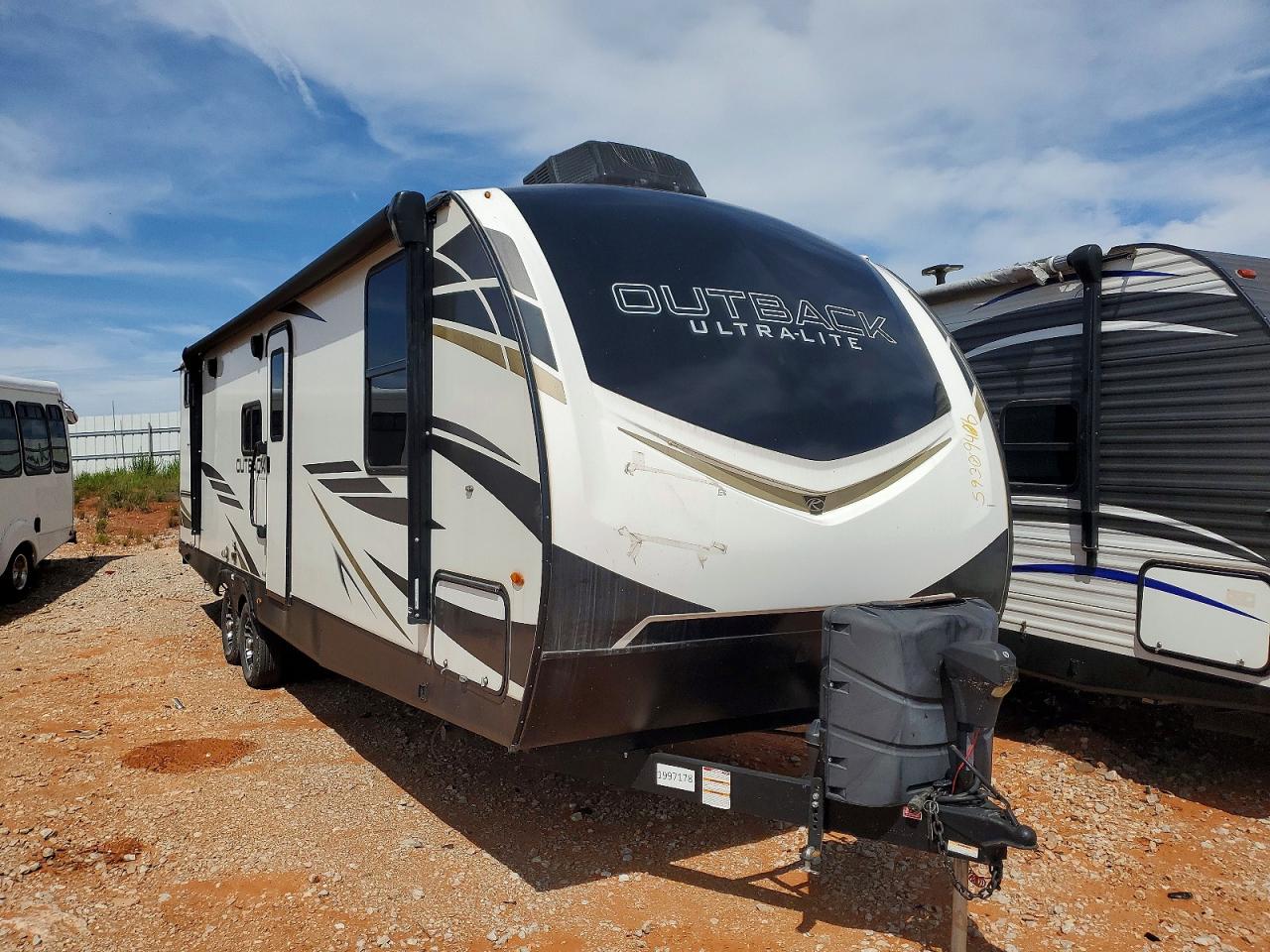 2022 KEYSTONE OUTBACK