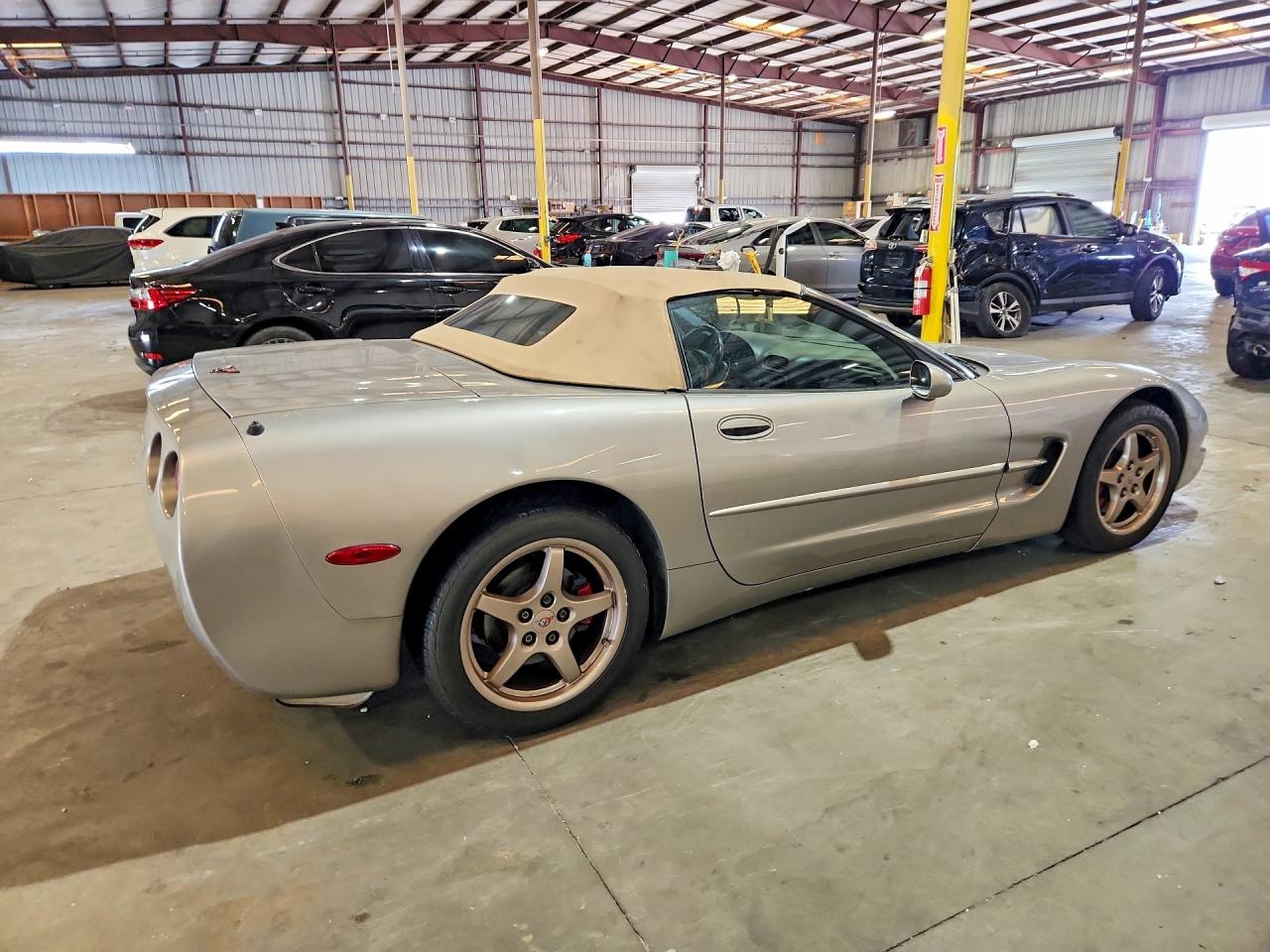 2000 CHEVROLET CORVETTE