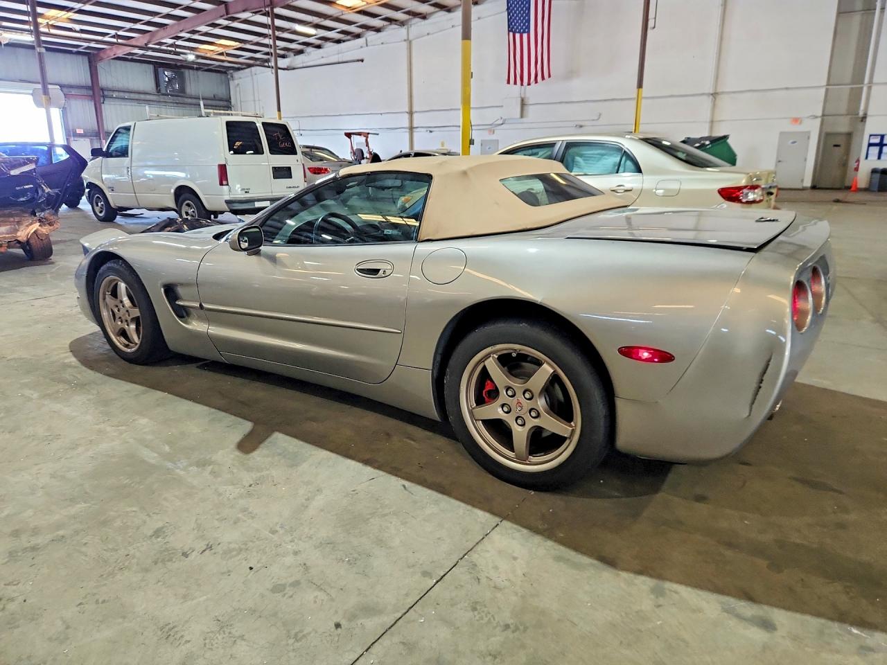 2000 CHEVROLET CORVETTE