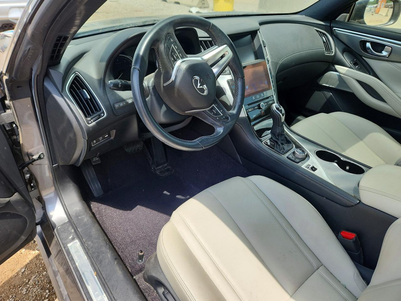 2017 INFINITI Q60