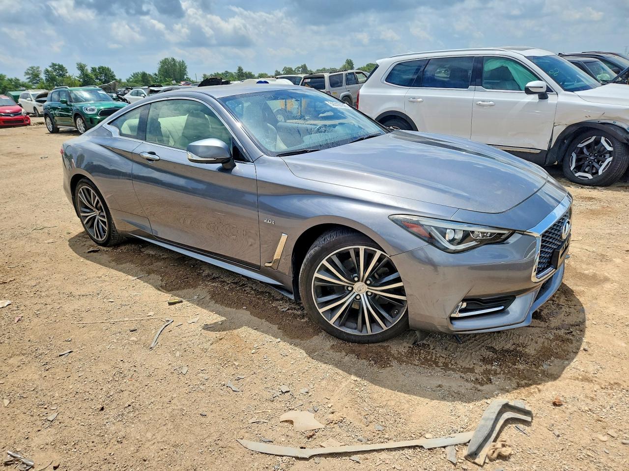 2017 INFINITI Q60
