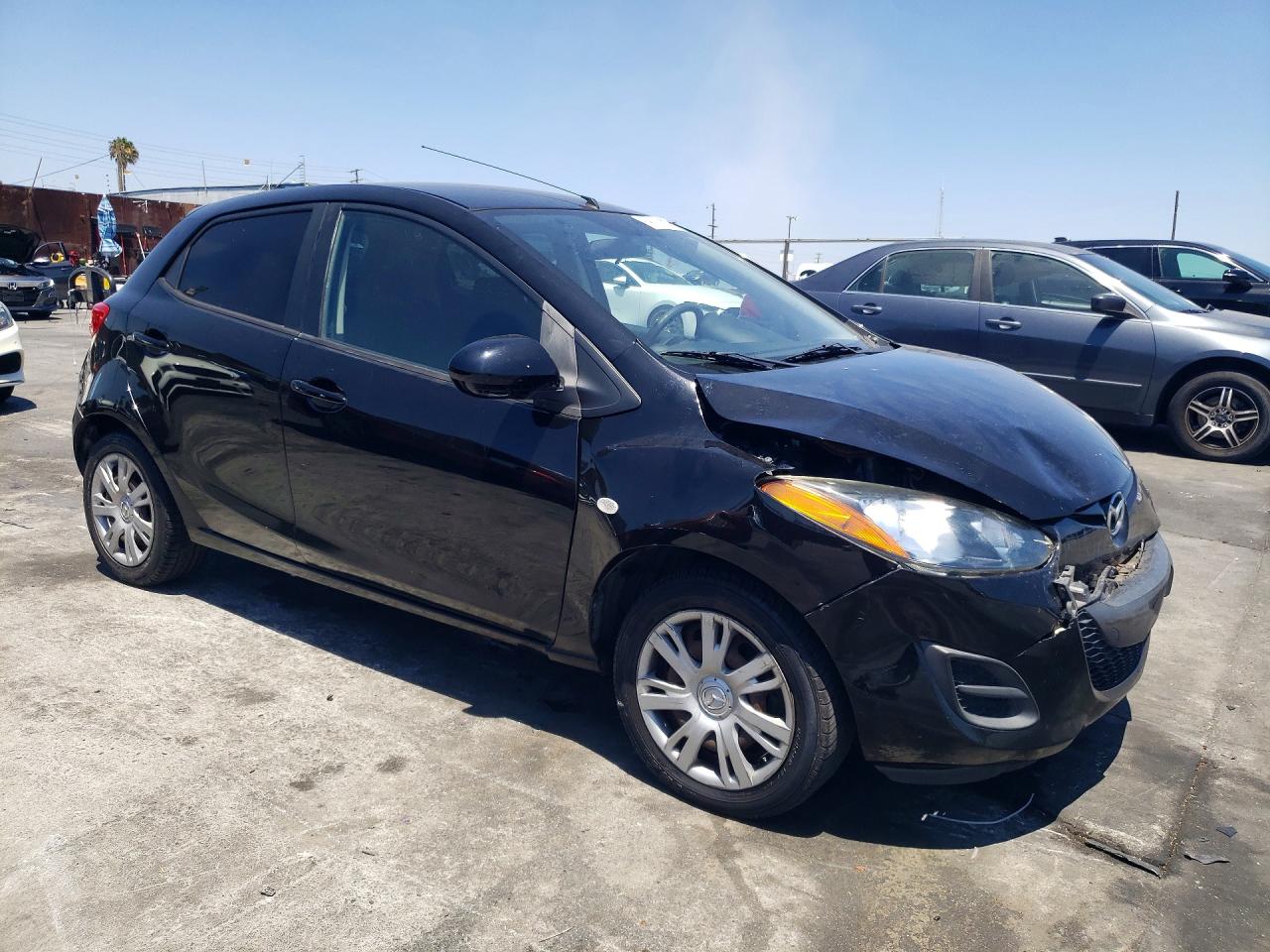 2012 MAZDA 2