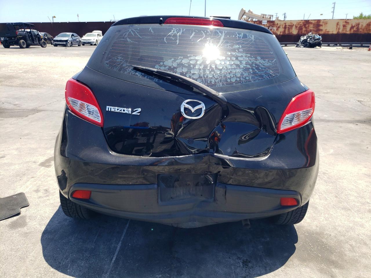 2012 MAZDA 2