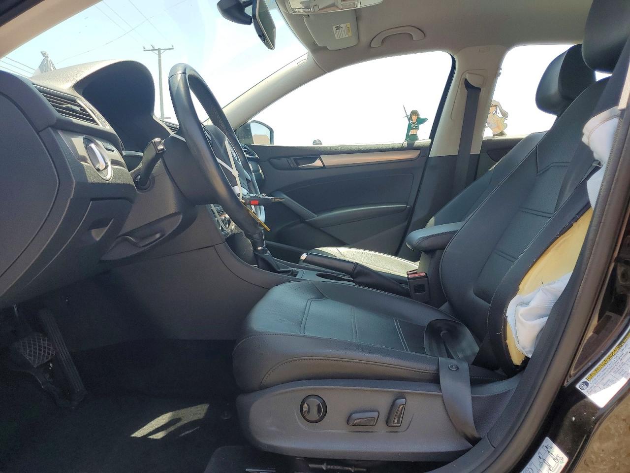 2014 VOLKSWAGEN PASSAT