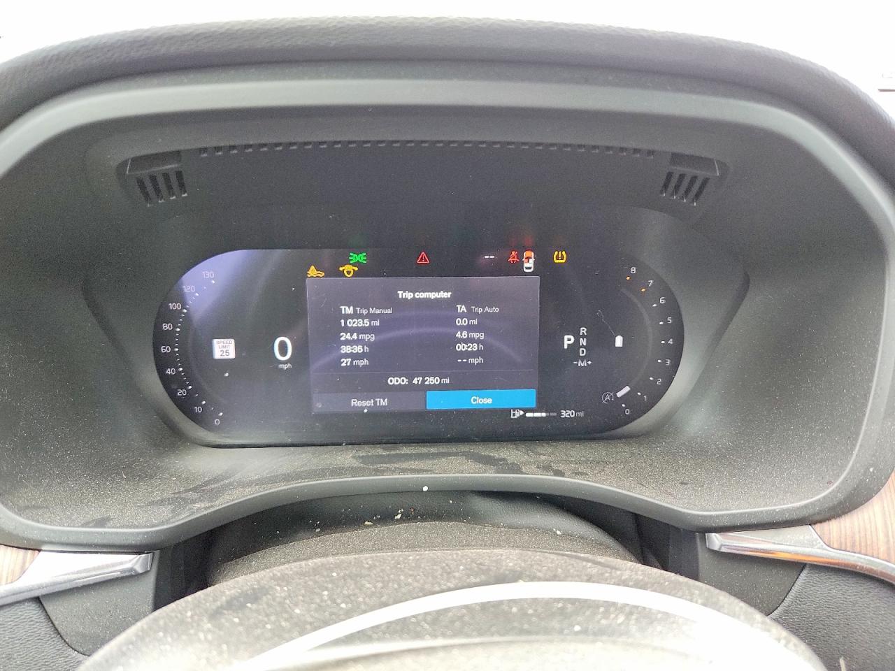 2023 VOLVO XC60