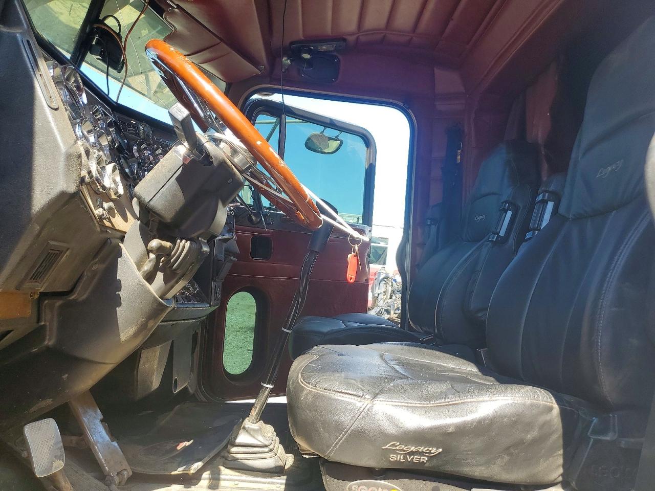2000 PETERBILT ALL OTHER