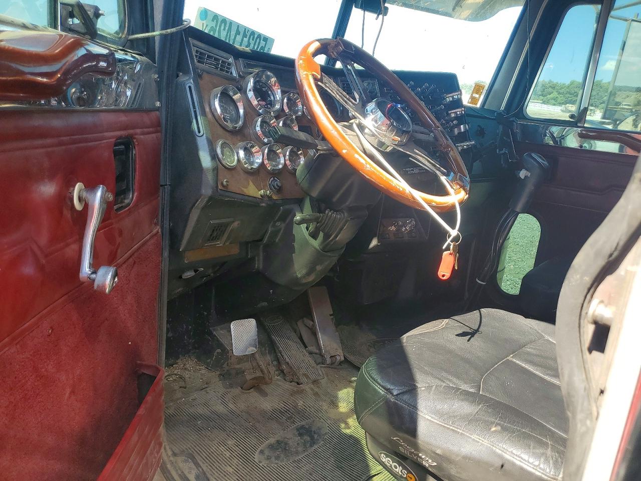 2000 PETERBILT ALL OTHER