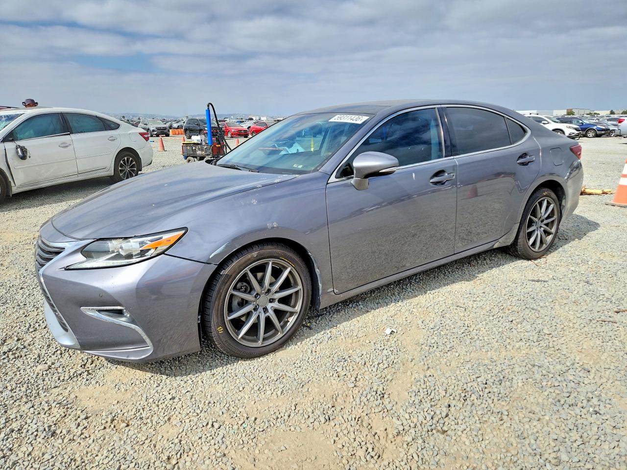 2016 LEXUS ES350