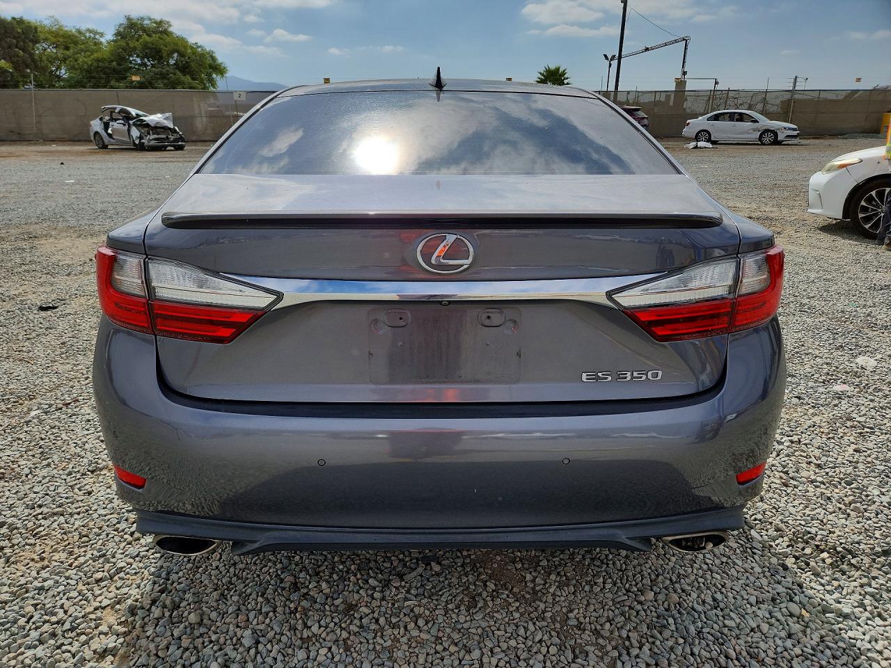2016 LEXUS ES350