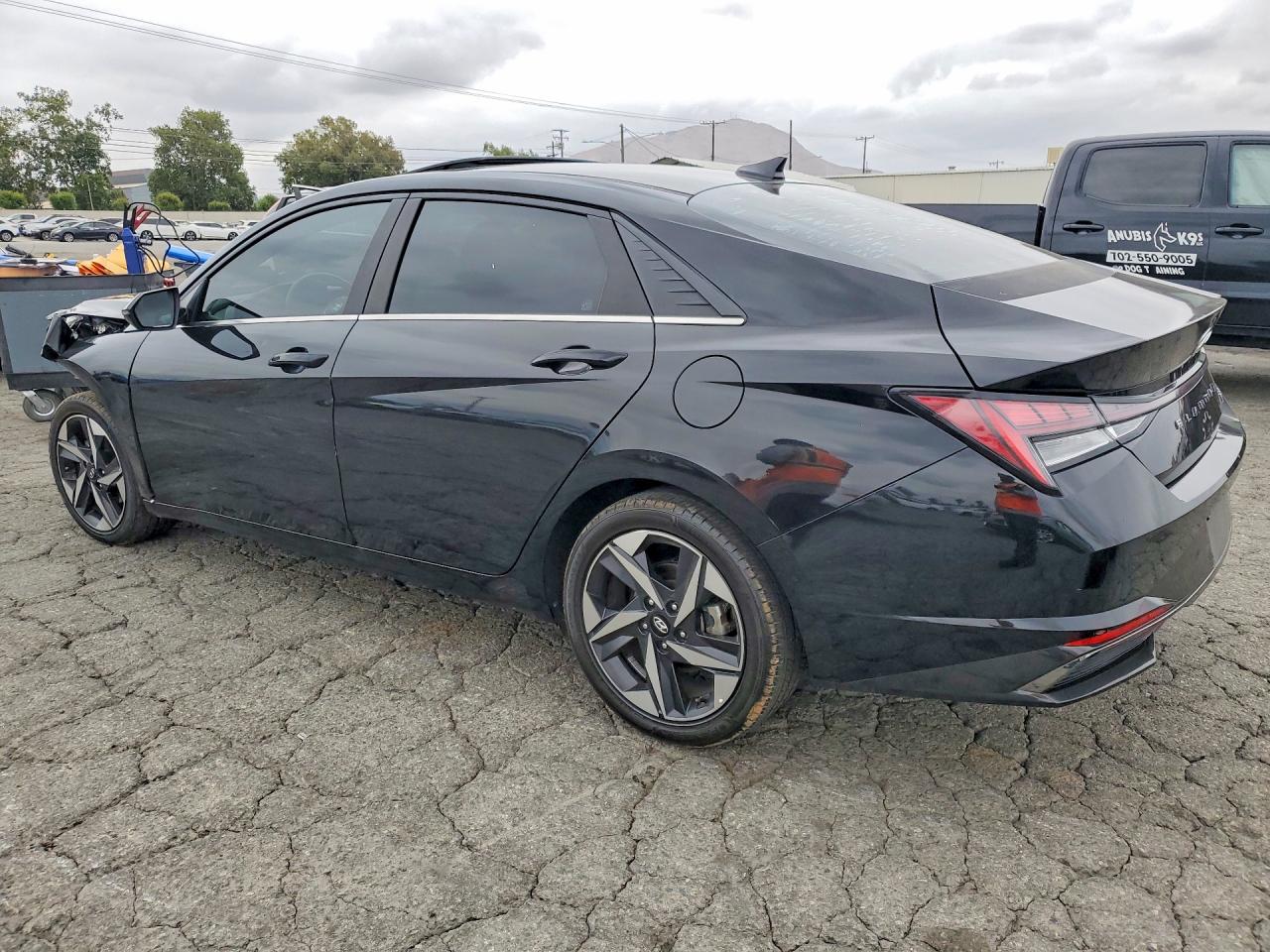 2022 HYUNDAI ELANTRA