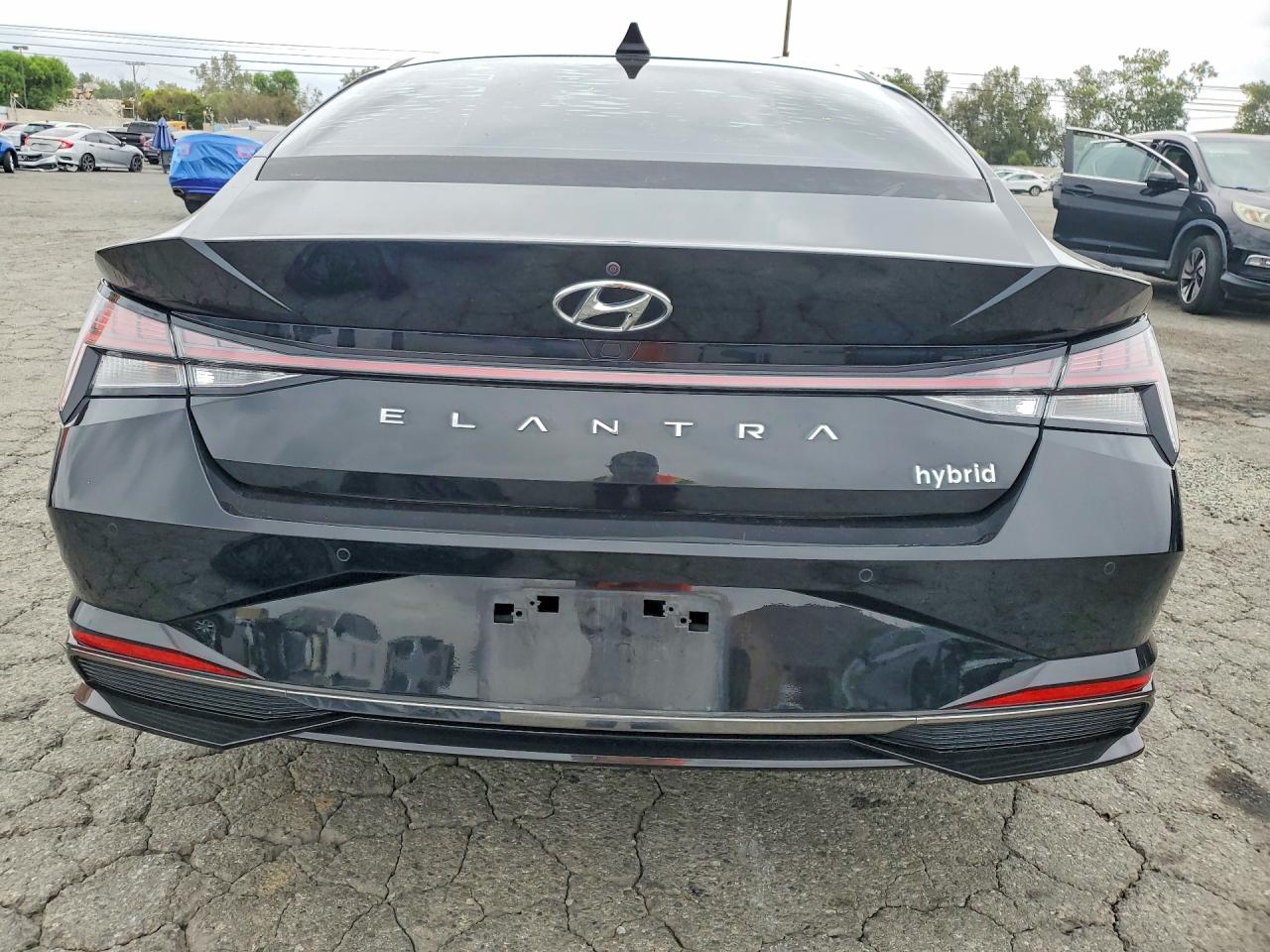 2022 HYUNDAI ELANTRA