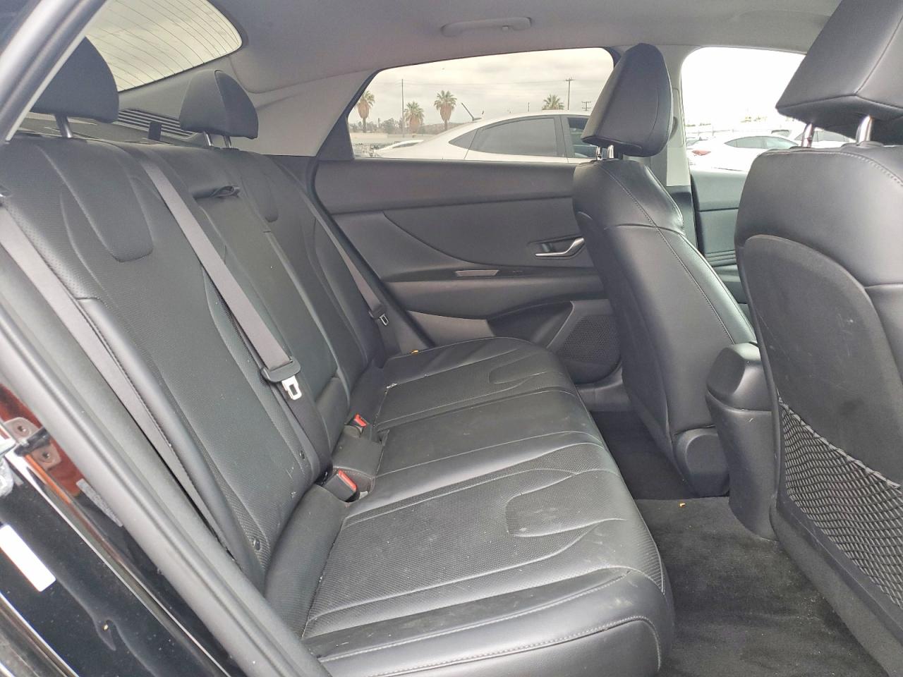 2022 HYUNDAI ELANTRA