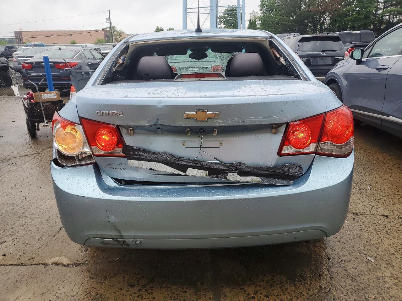 2011 CHEVROLET CRUZE
