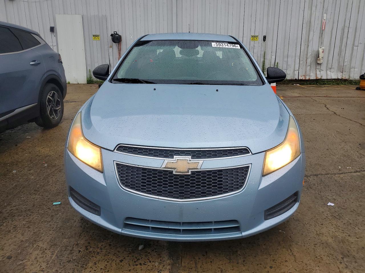 2011 CHEVROLET CRUZE