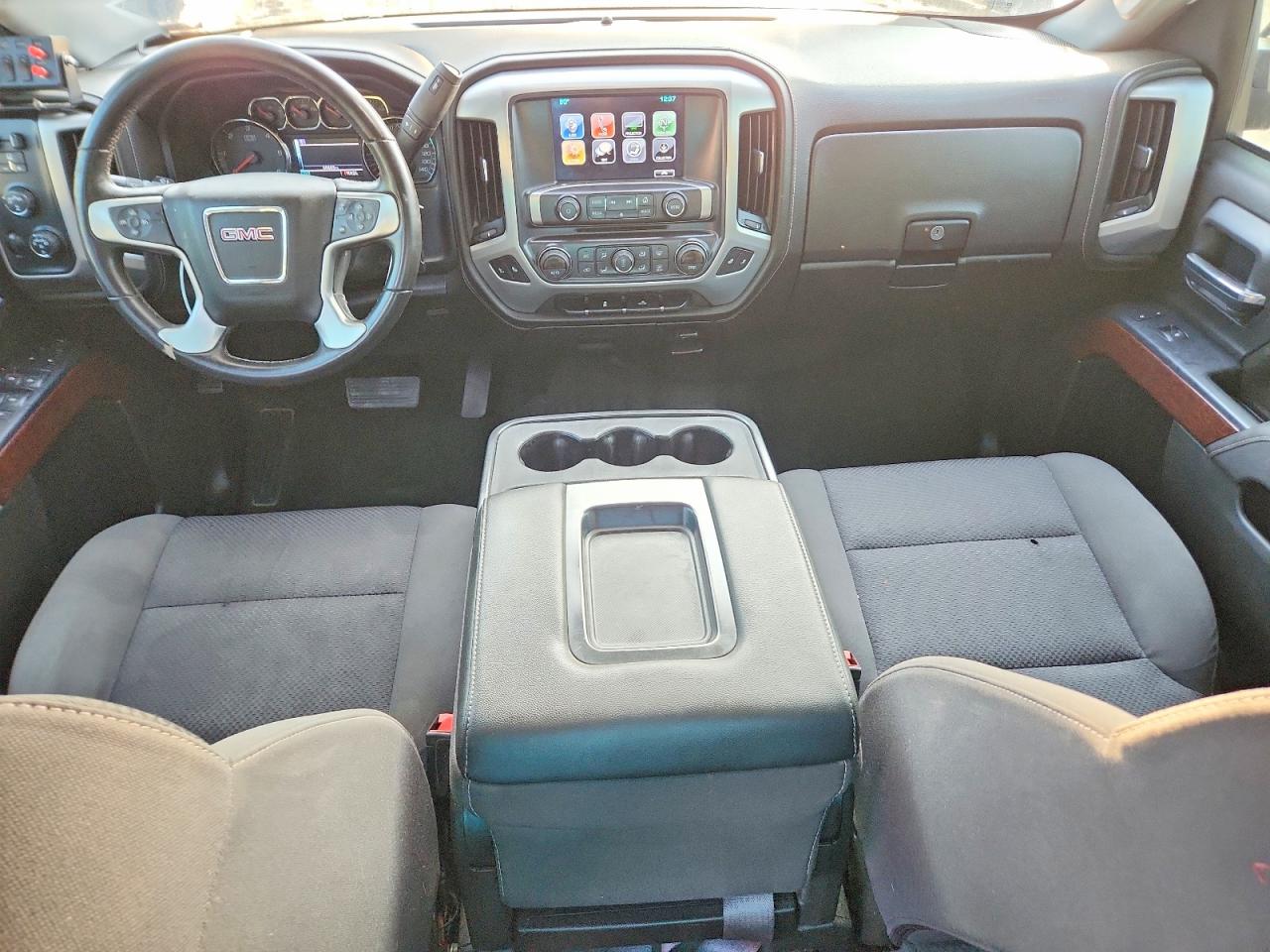 2017 GMC SIERRA